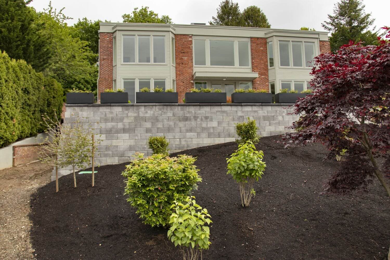 Building A Retaining Wall: DIY or Seek a Home Professional?