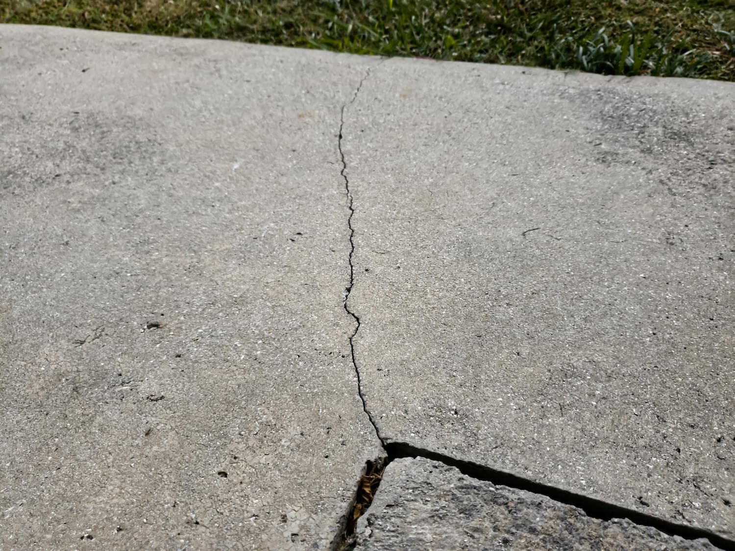 Solutions for A Cracked Patio: This Repair Will Do the Trick