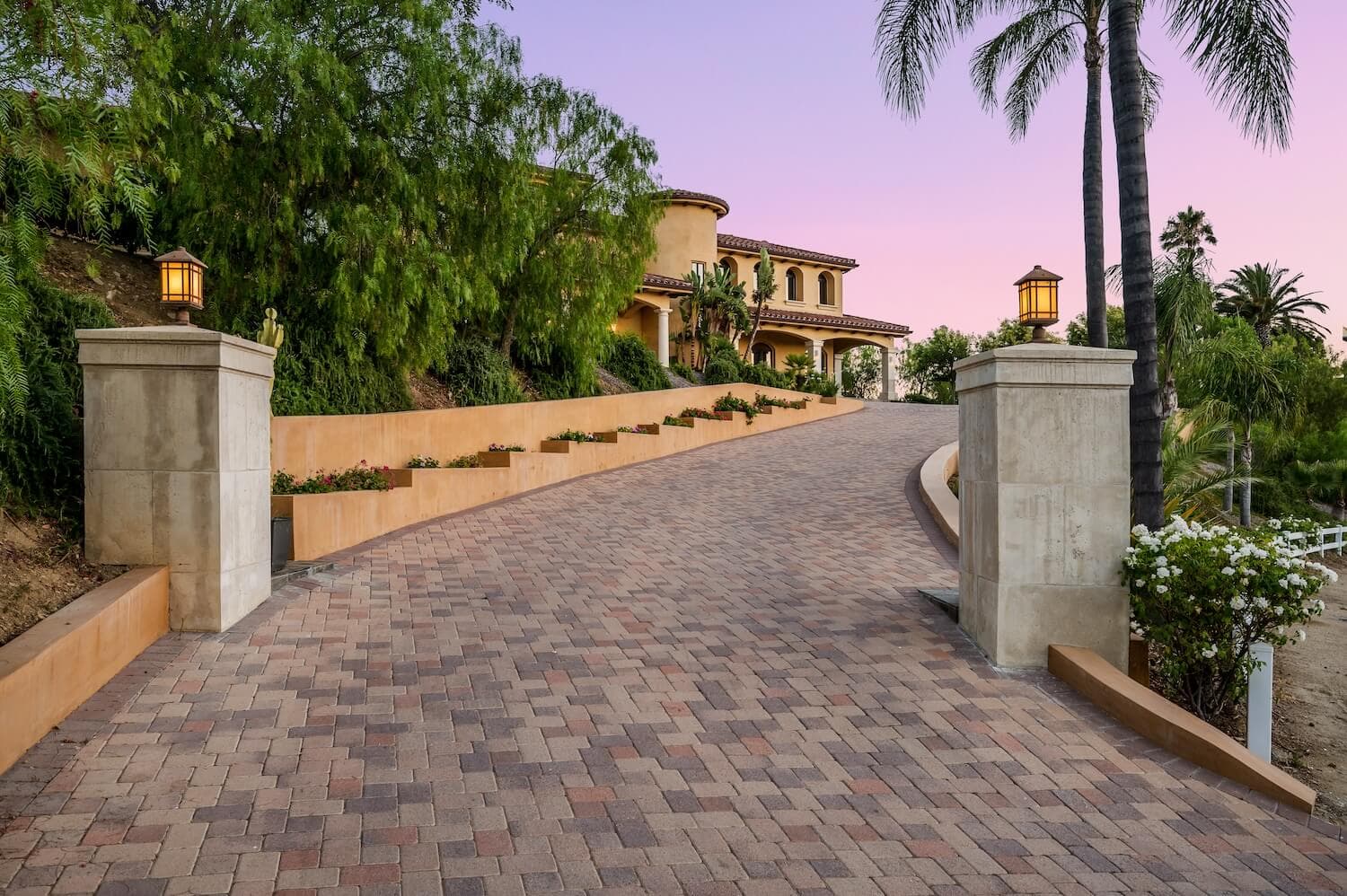 Flood-Proof Your Driveway: The Advantages of Pavers in Rainy Weather