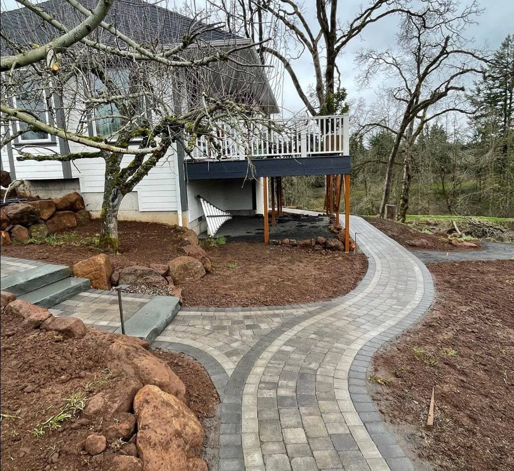 5 Reasons Why Installing Walkway Pavers is a Good Idea