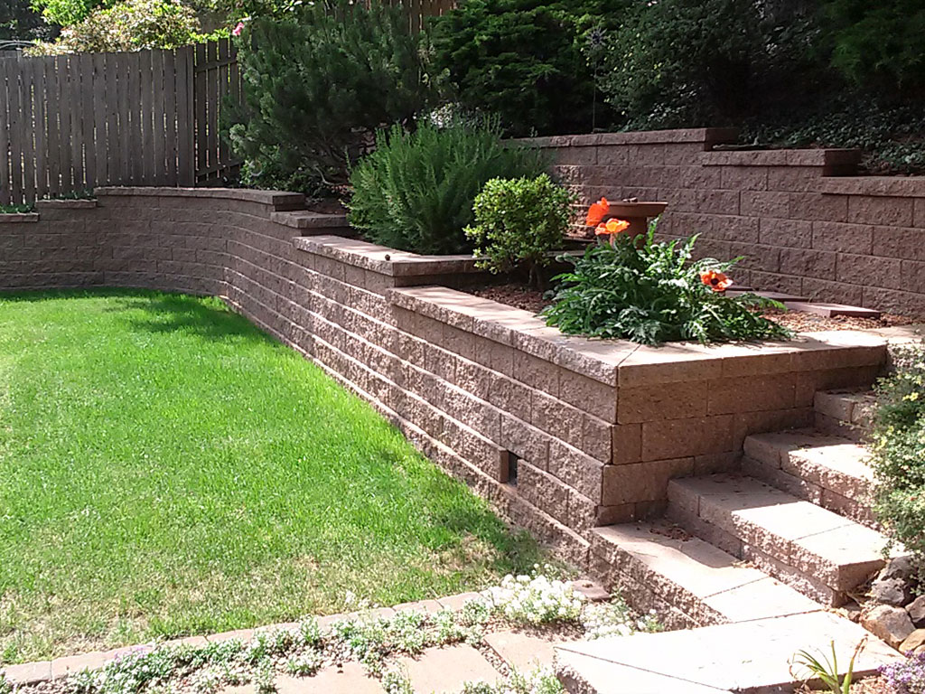 Retaining Wall Ideas For Sloped Backyard Sequoia Stonescapes